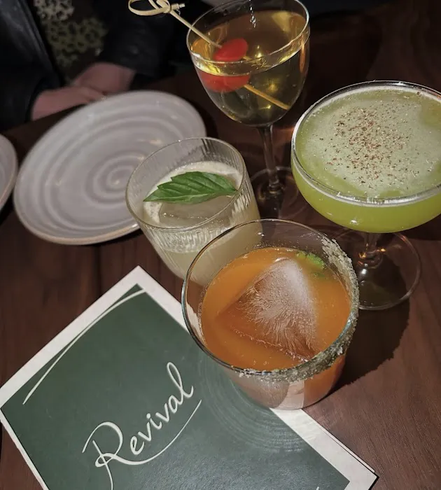 Bar Revival Picture 9