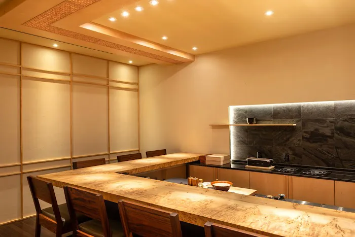 USHIWAKAMARU Sushi Omakase Picture 8
