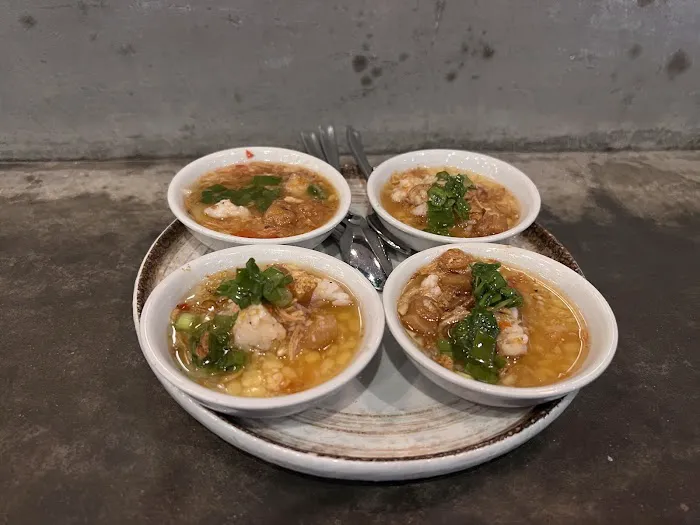 Saigon Social Picture 4