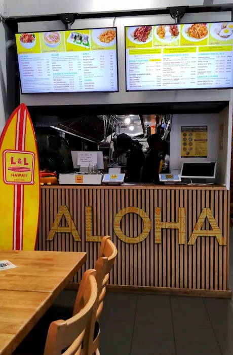 L&L Hawaiian Barbecue Picture 7