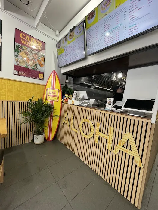 L&L Hawaiian Barbecue Picture 8