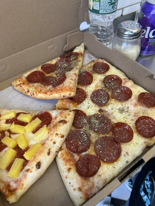 99¢ Pizza Picture 6