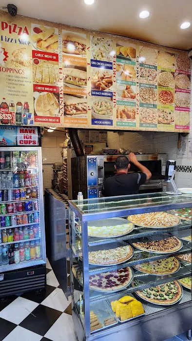 99¢ Pizza Picture 9