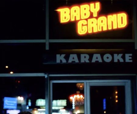 Baby Grand LES