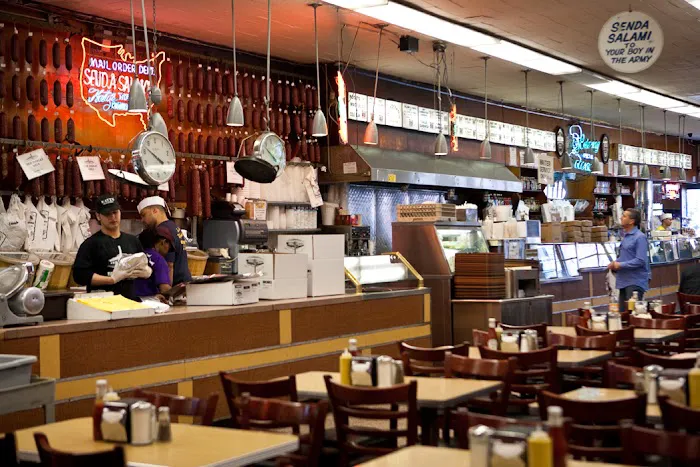 Katz's Delicatessen Picture 6