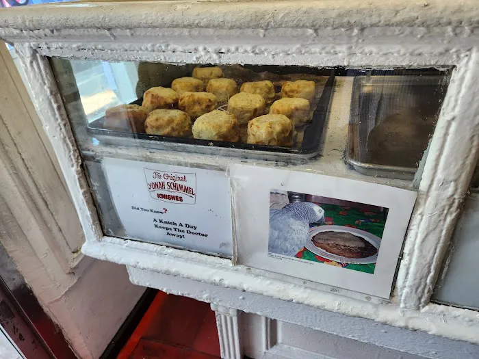 Yonah Schimmel's Knish Bakery Picture 7