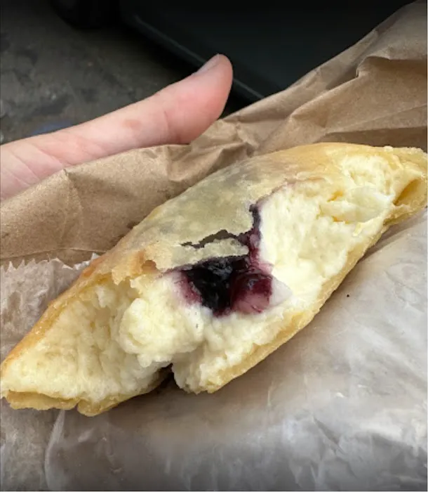 Yonah Schimmel's Knish Bakery Picture 10
