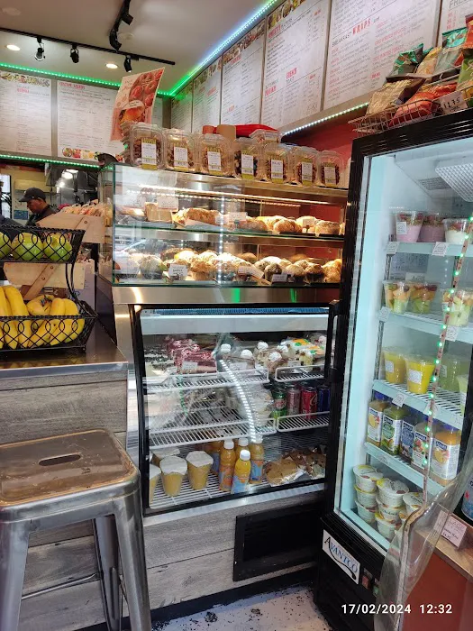 Village Cafe & Grill Picture 10