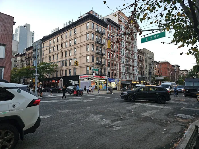 2nd Ave Gourmet Deli & Grill Picture 3
