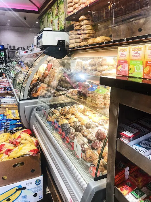 New York 1 Deli Picture 6