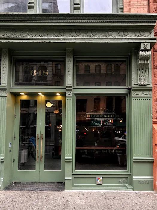 Bleecker Street Bar Picture 8