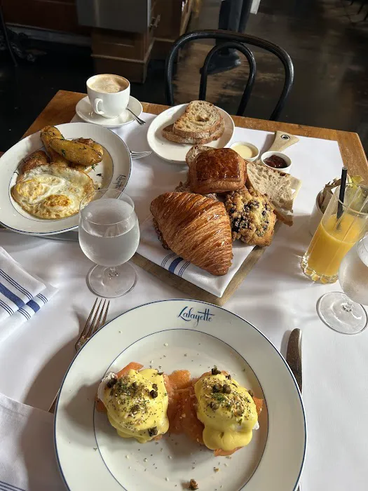 Lafayette Grand Café & Bakery Picture 1