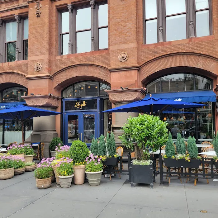 Lafayette Grand Café & Bakery Picture 5