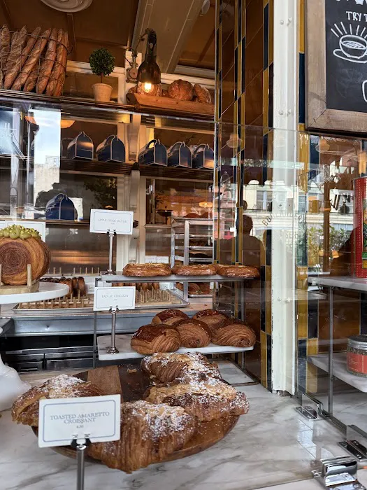 Lafayette Grand Café & Bakery Picture 4