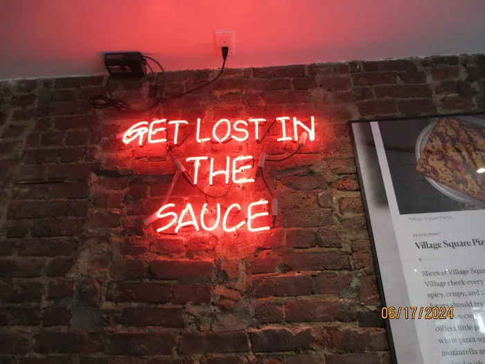 Village Square Pizza - West Village Picture 5