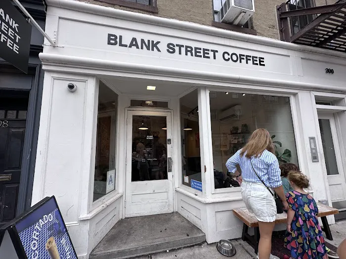 Blank Street Coffee Picture 6