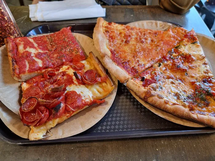 Bleecker Street Pizza Picture 4