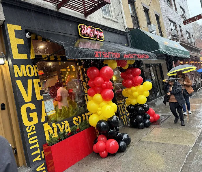 SluttyVegan Bleecker Picture 9