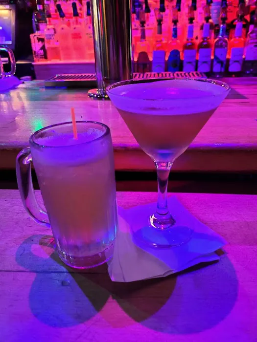 Ty's Bar NYC Picture 9