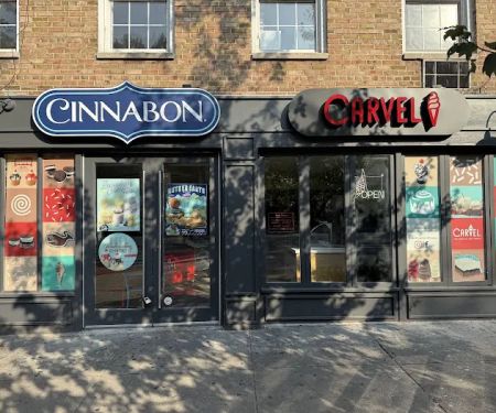 Cinnabon