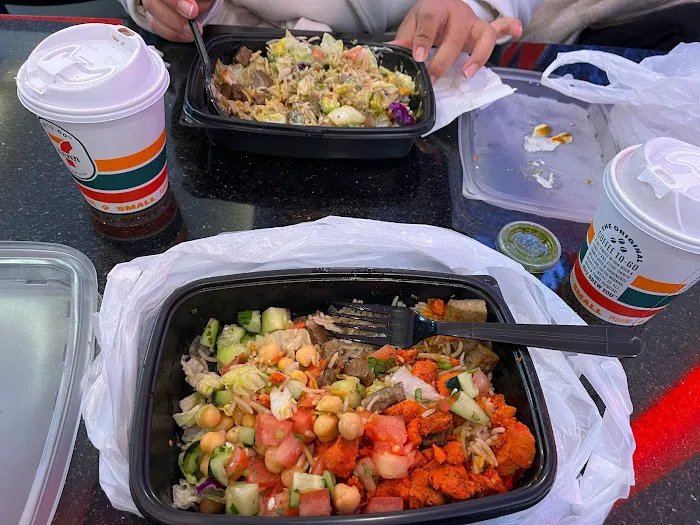 Shah's Halal Food Picture 2