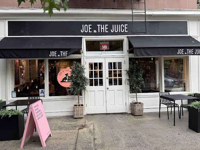 JOE & THE JUICE Picture 4