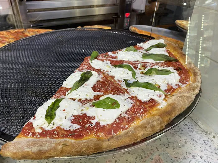 Made in New York Pizza Picture 5