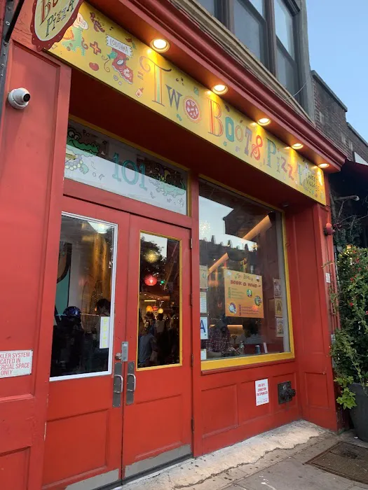 Two Boots Pizza West Village Picture 2