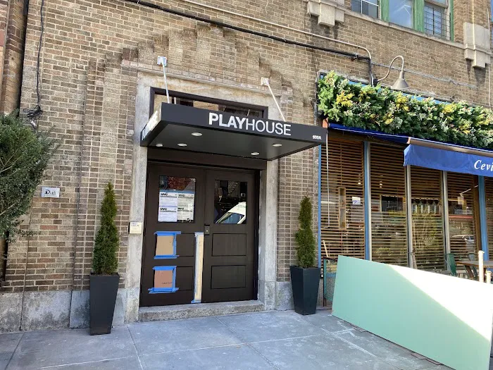 Playhouse Picture 10