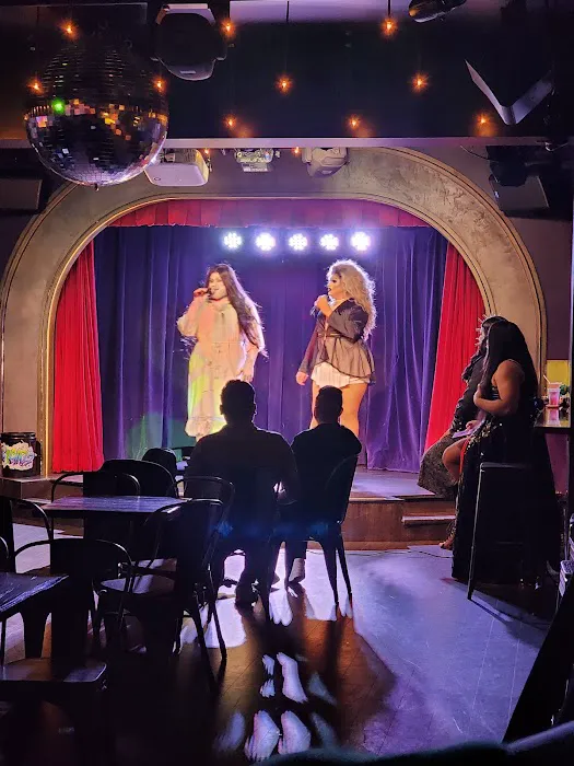 Playhouse Picture 4