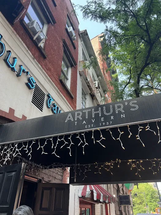 Arthur's Tavern Picture 3