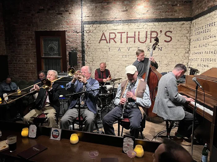 Arthur's Tavern Picture 8