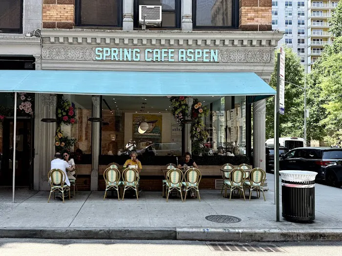 Spring Cafe Aspen Picture 6