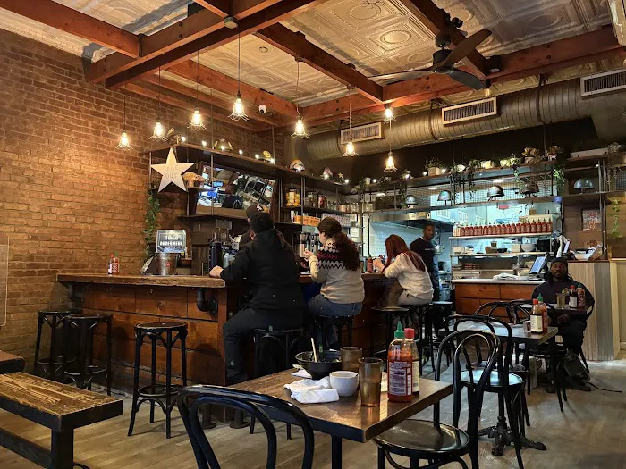 Saigon Shack Picture 4