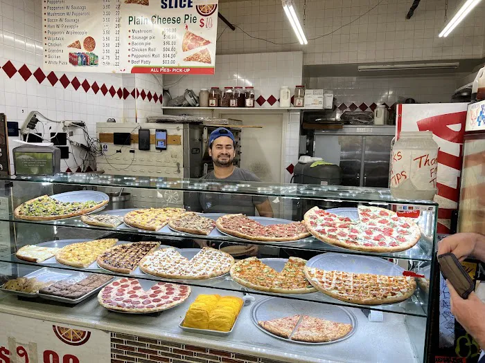 Superior $1 pizza Picture 8