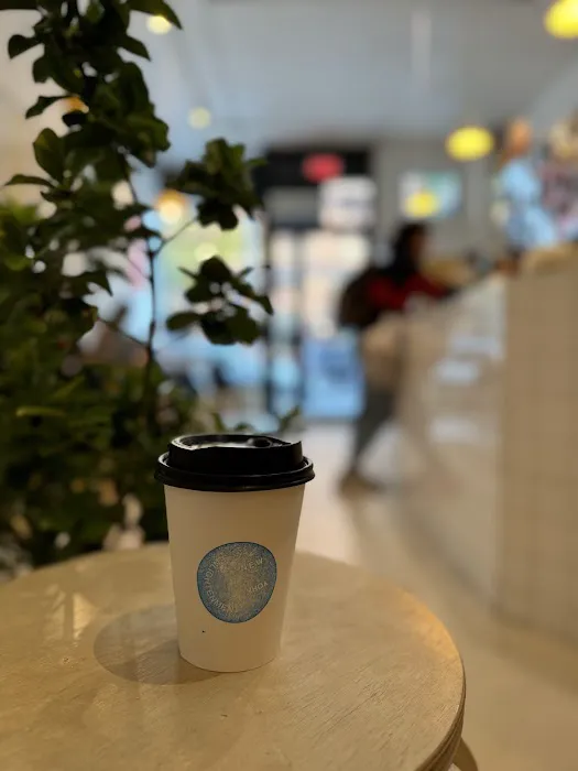 Three Jewels Café Picture 8