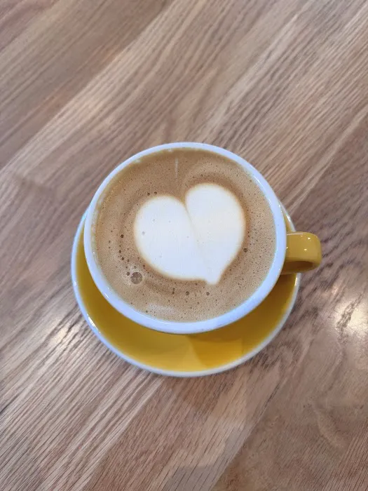Three Jewels Café Picture 2