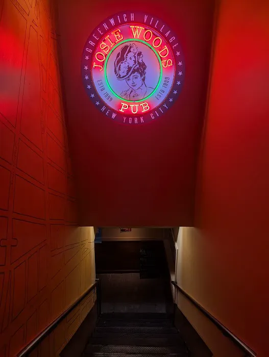 Josie Woods Pub Picture 4