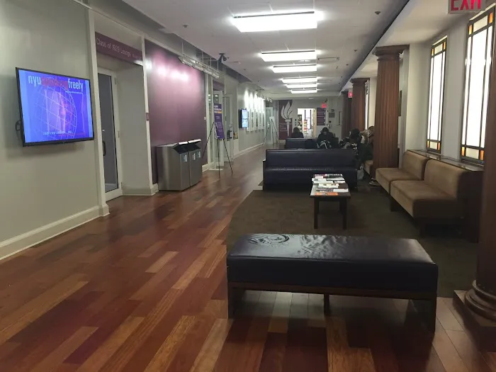 The Lewent Lounge Picture 3