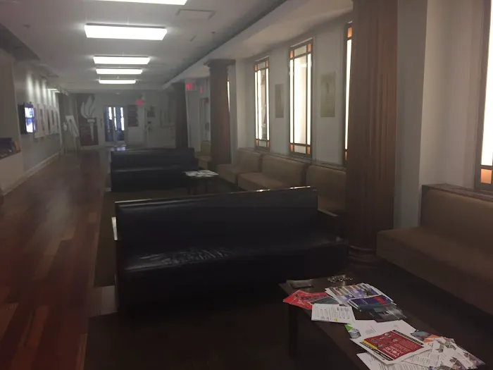 The Lewent Lounge Picture 4