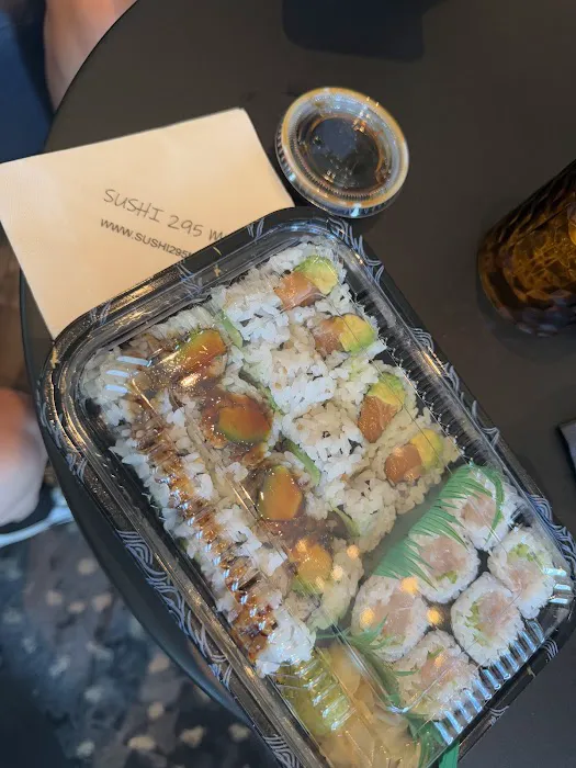 Sushi 295 Mercer Picture 7
