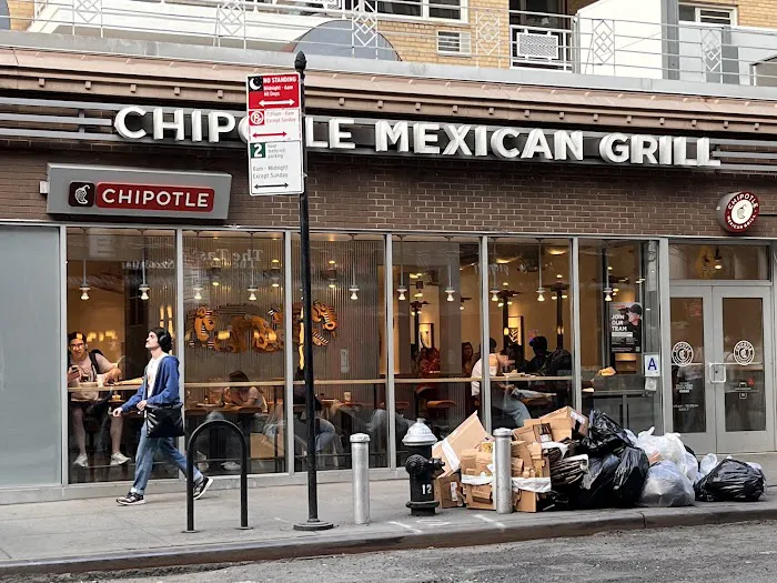 Chipotle Mexican Grill Picture 3