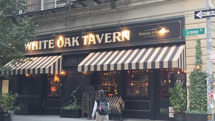 White Oak Tavern Picture 7