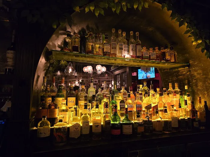 White Oak Tavern Picture 9