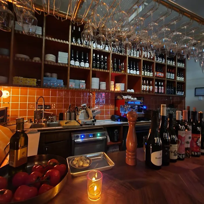 Brick Wine Bar Picture 10