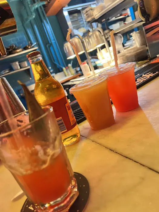 Omar's Kitchen and Rum Bar Picture 6