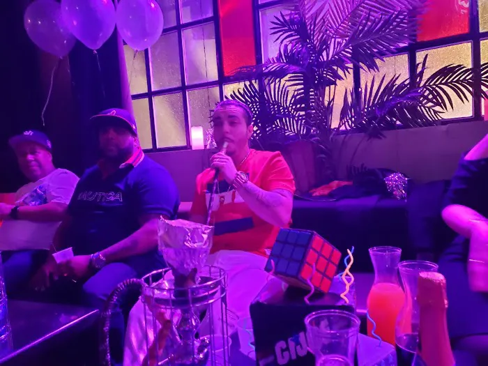 C Lounge Picture 2