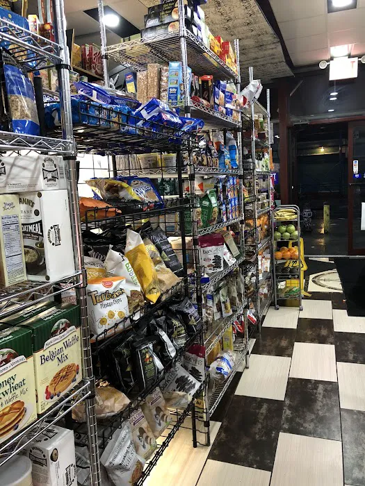 Fresno 2 Gourmet Deli Picture 1