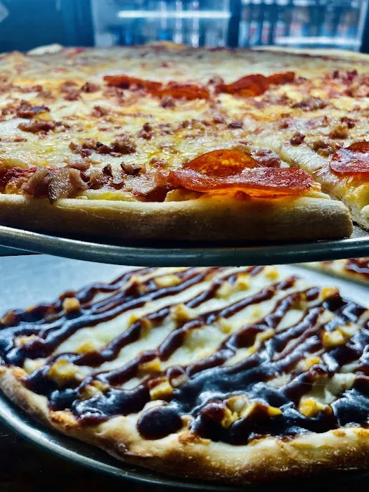 Avenue D Pizza Picture 1
