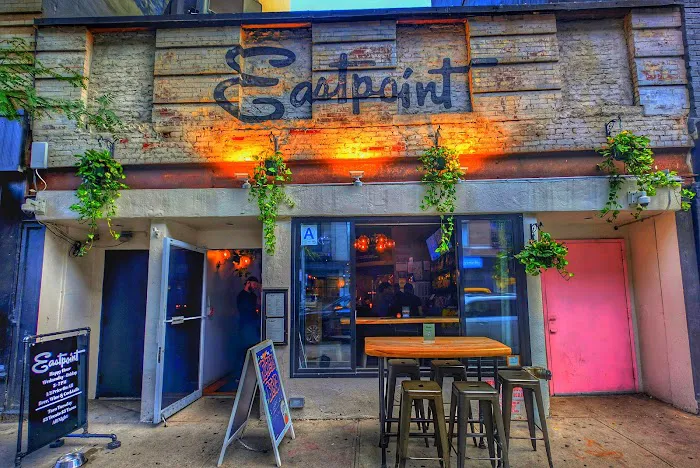 Eastpoint Bar Picture 7